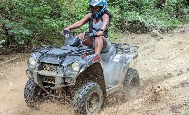 Aventura en ATV en Playa El Valle: Vive la Adrenalina desde Las Terrenas