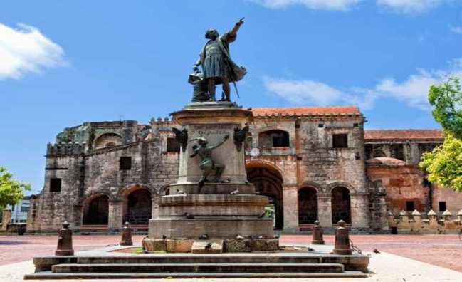 Tour Cultural a Santo Domingo con Guía y Transporte Incluido Desde Cap Cana