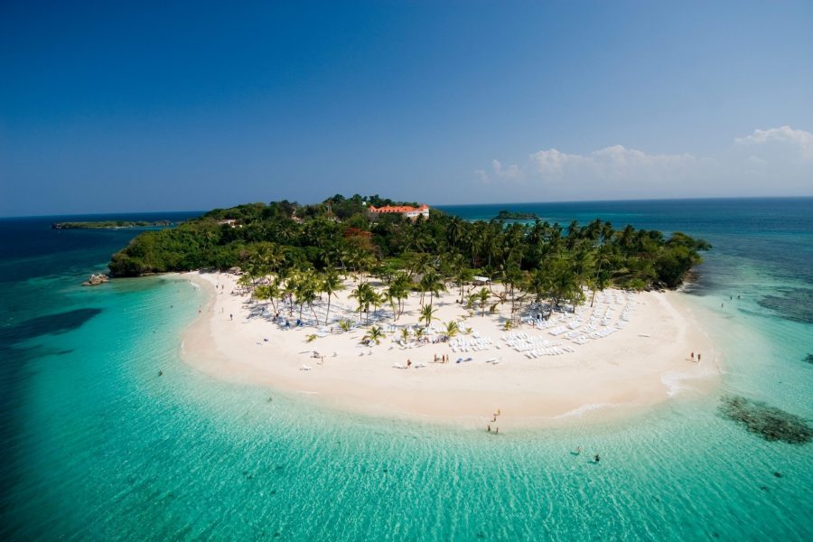 Vive la Aventura: Bahía de Samaná y El Limón en un Solo Día desde Santo Domingo