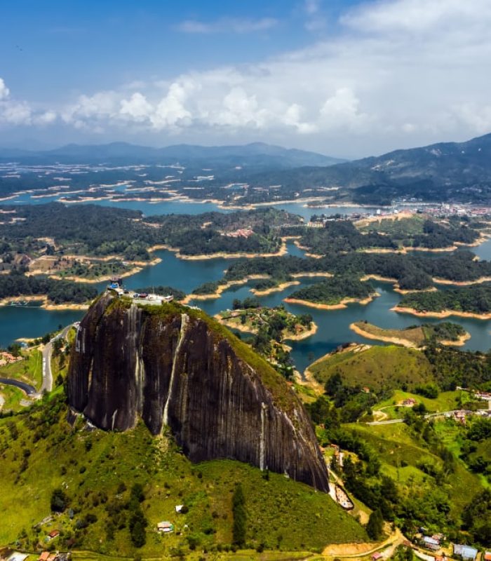 OASIS-HUMBPACK-COLOMBIA-GUATAPE